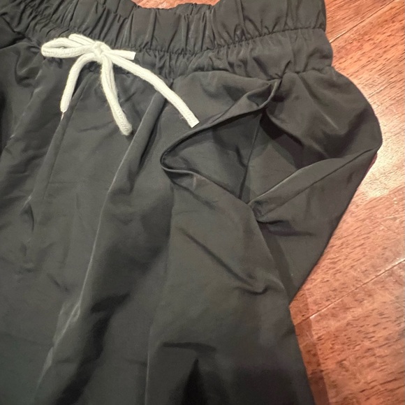 Romwe men’s athletic shorts - Picture 2 of 5